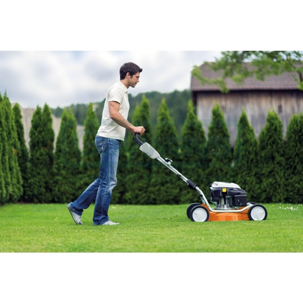 Газонокосилка Stihl RM 4 RT