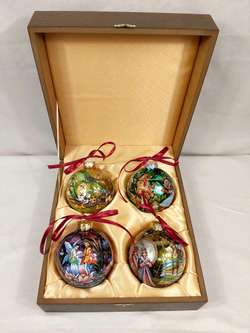 Набор из 4-х коллекционных новогодних шаров с ручной росписью "Сказки Г.Х. Андерсена"