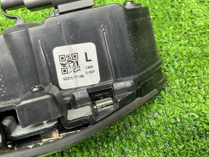 Указатель поворота левый Genesis GV80 (2020-н.в.)