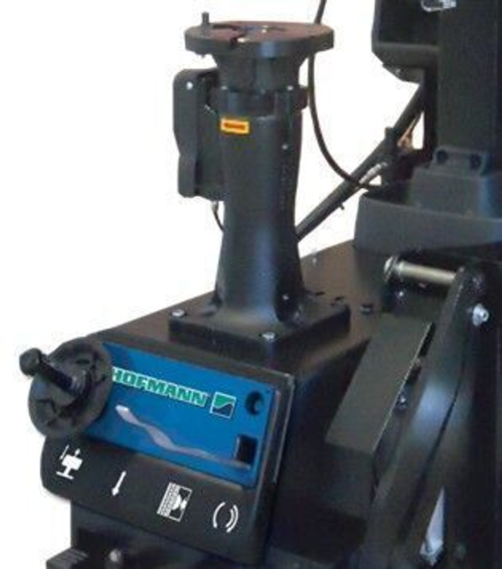 Автоматический шиномонтажный станок Monty 8300P SmartSpeed Hofmann