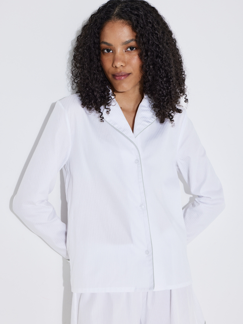 Пижама Suite Pyjama in white (2) рубашка с длинным рукавом + шорты