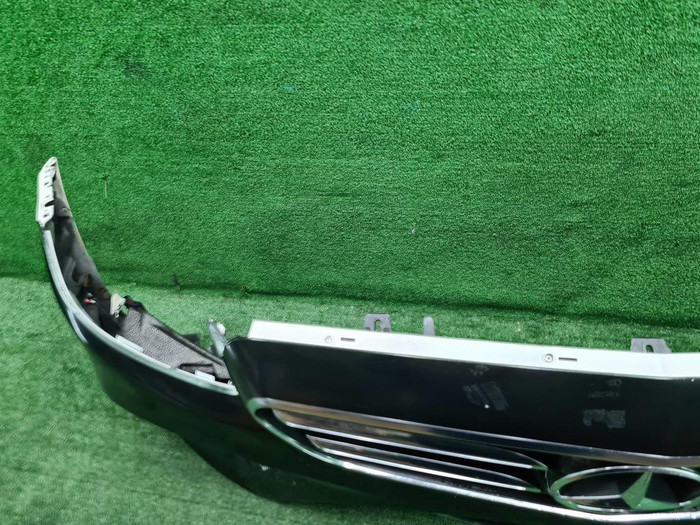 Бампер передний Mercedes E W213 16-21 AMG В сборе