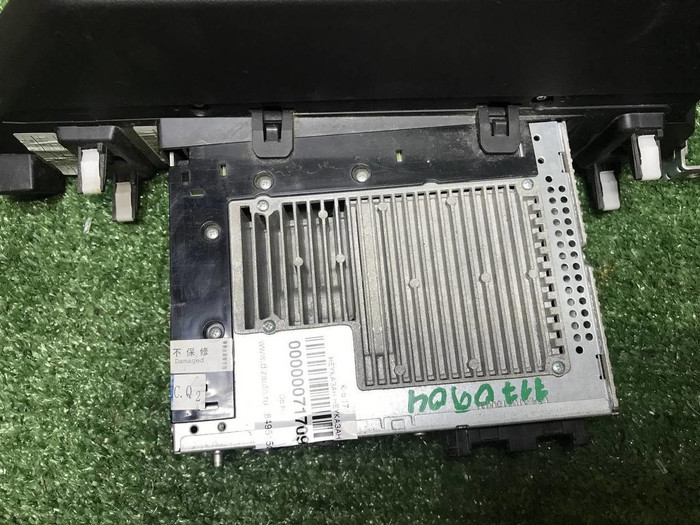 Дисплей Changan Uni-V (2022-н.в.)