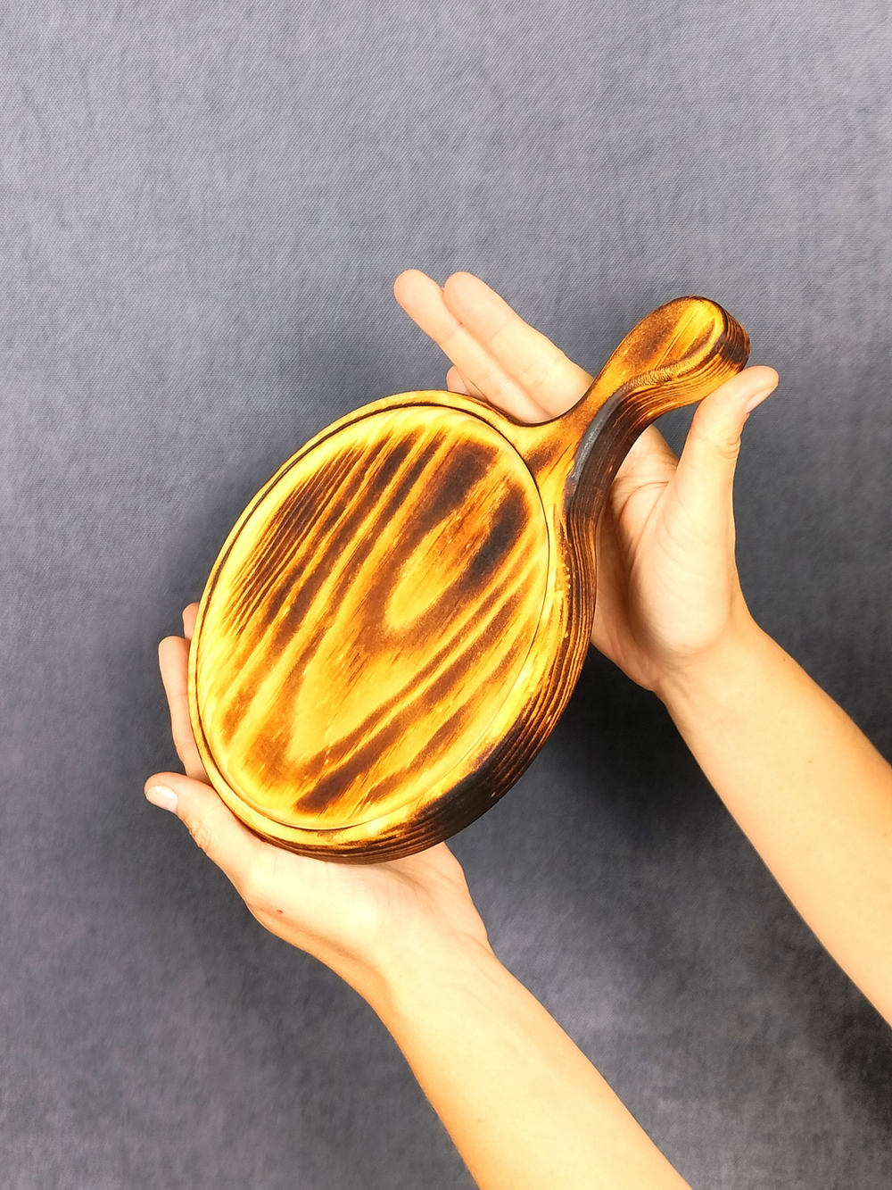 Деревянная менажница из Сибирского кедра для подачи, сервировки "Гамбургер"