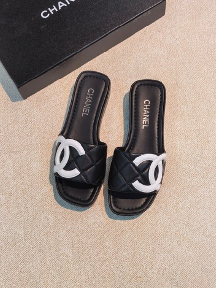 Шлепанцы Chanel