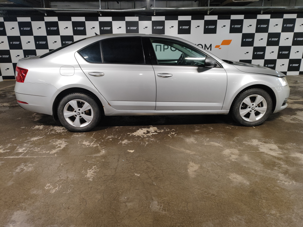 Skoda OCTAVIA Ambition 1.4TSI DSG-7