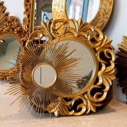 Настенное зеркало Хлоя Объект мечты