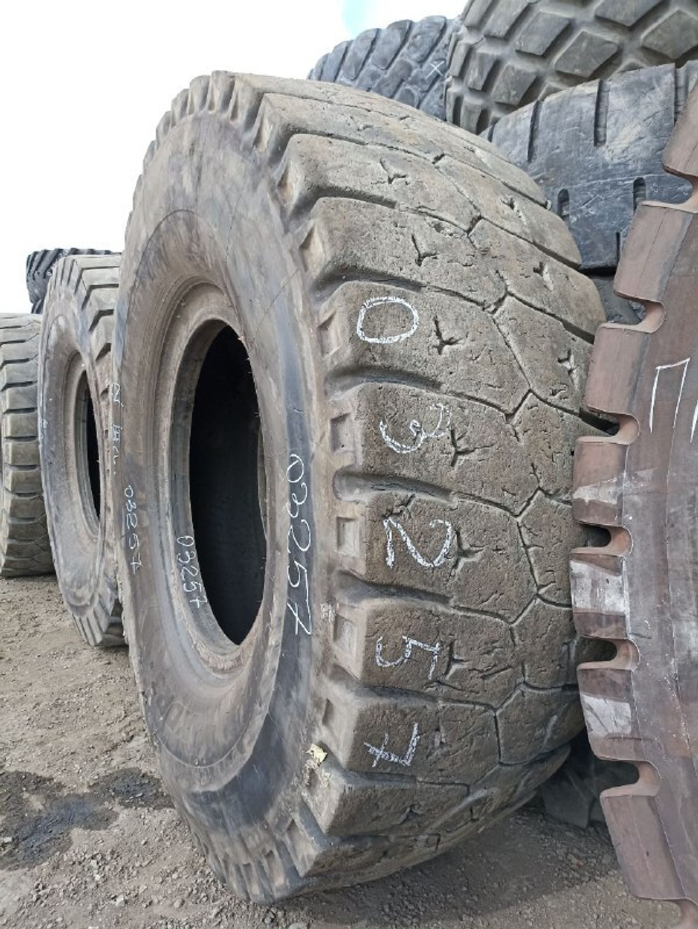 33.00R51 Michelin XDR3 шина б/у