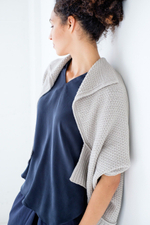 Трансформирующийся кардиган-кокон