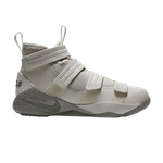 Кроссовки Nike Lebron Soldier 11 Sfg 11