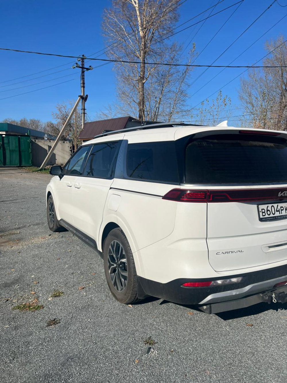 Kia Carnival Premium 2.2 CRDI 8AT