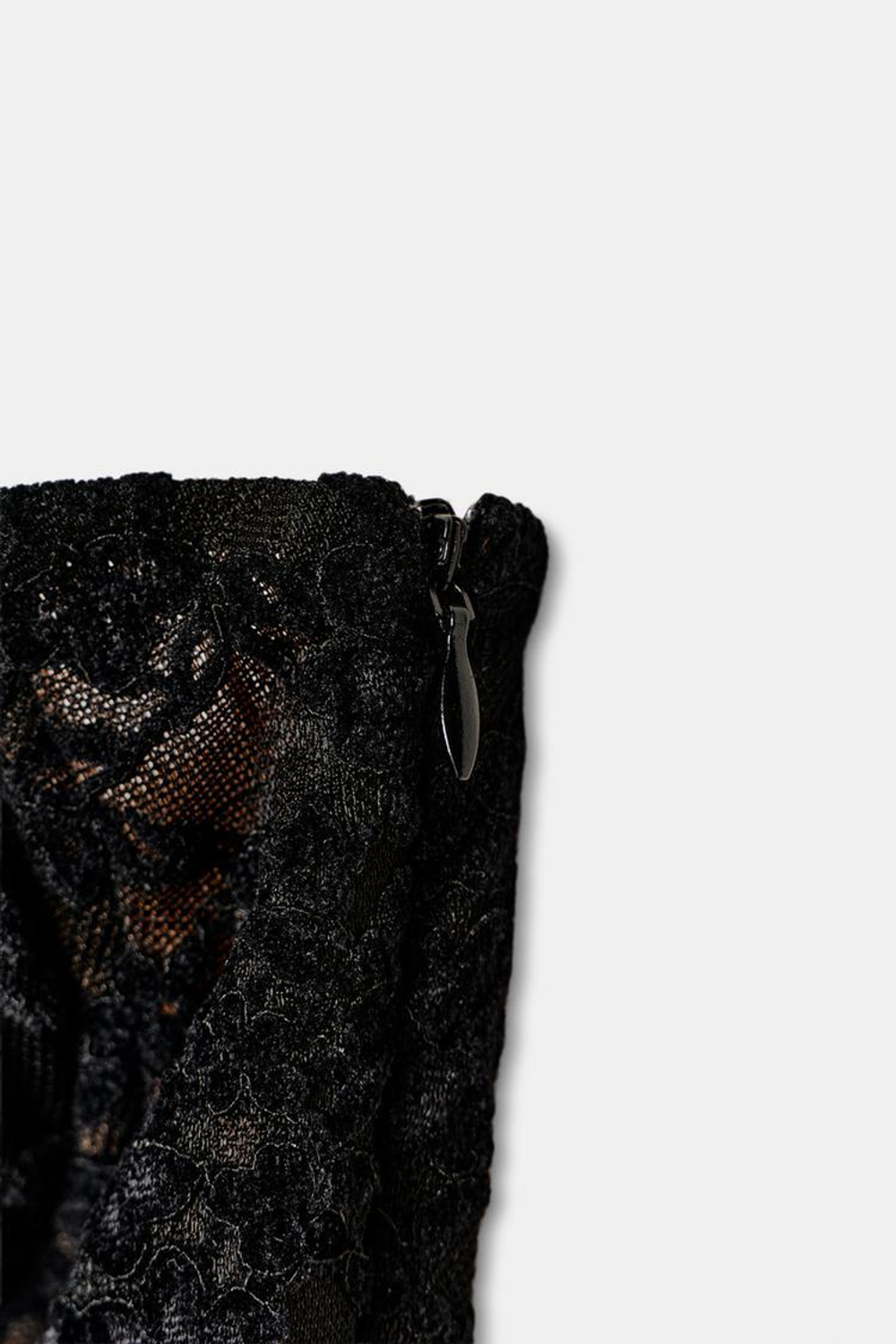 ZARA БАРХАТНЫЙ ТОП-КОРСЕТ С КРУЖЕВОМ, ЧЕРНЫЙ