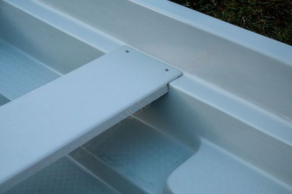 Лодка пластиковая Армада Кайман 31L