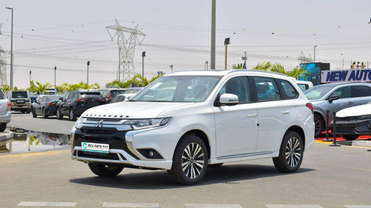 Новогоднее предложение на Mitsubishi Outlander 2022