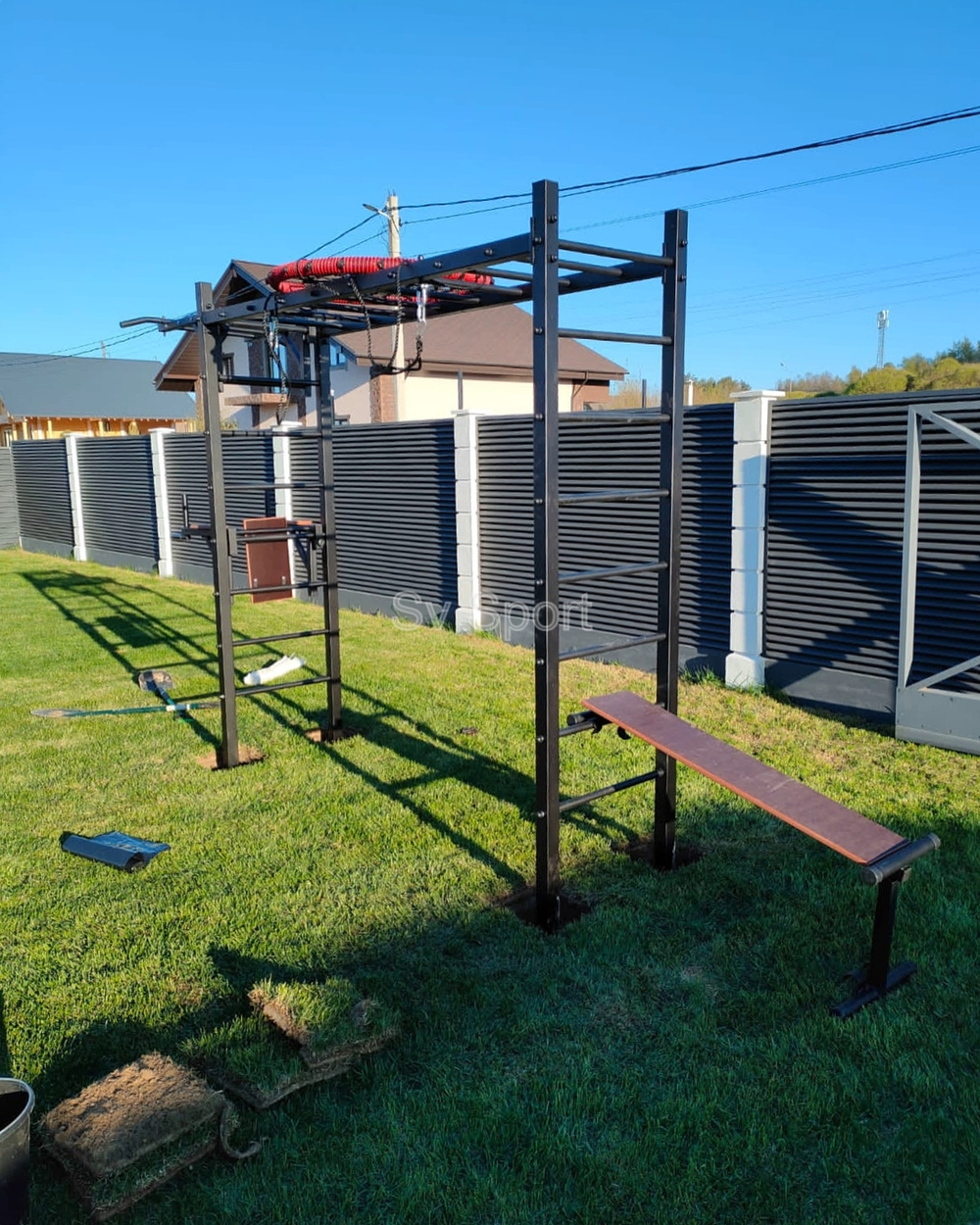 Монтаж уличной шведской стенки Sv Sport Рукоход (4 вертикальных столба)