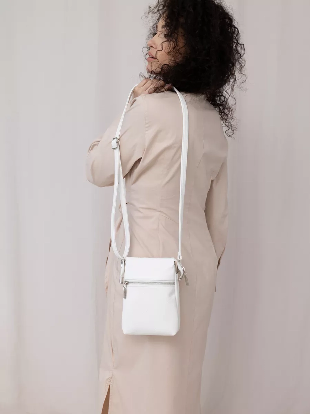 Сумка через плечо под телефон маленькая