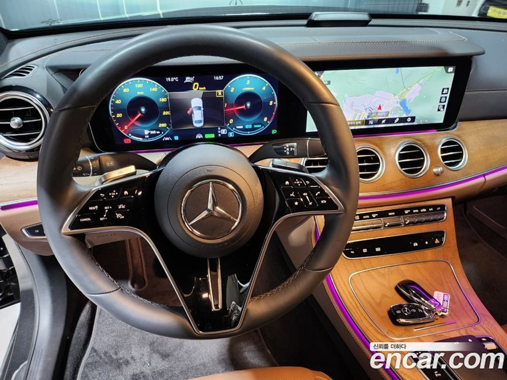 Mercedes-Benz E-Class W213 E220d 4MATIC Exclusive (12.2022)