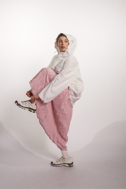 Юбка на кокетке из воздушного батиста, розовая