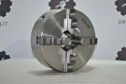 Токарный патрон К12-200 мм, четырехкулачковый, самоцентрирующийся