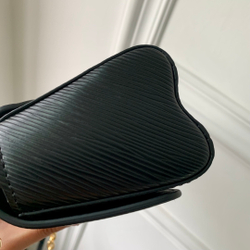 Louis Vuitton Twist West Pochette