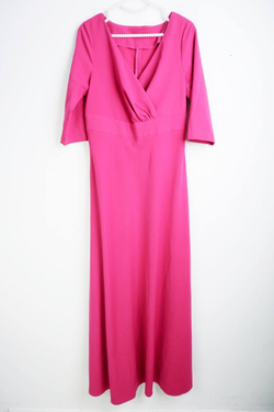 Платье яркого цвета, визуально на 44/46 размер