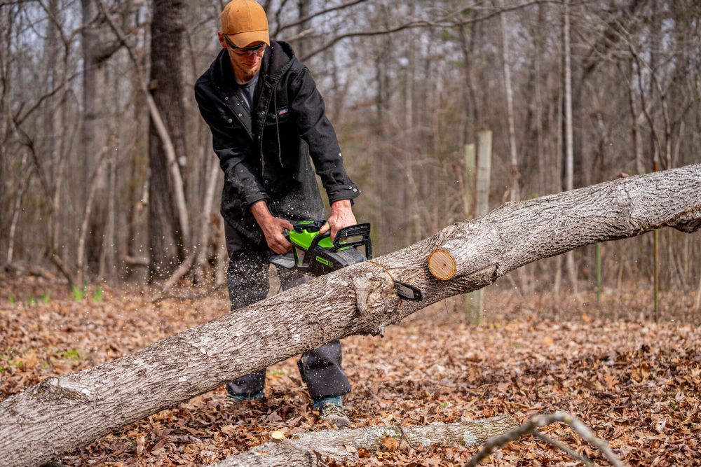 Цепная пила аккумуляторная Greenworks GD60CS25k5 Арт. 2008907U2G, 60V, 40 см, бесщеточная, 2500 Вт, с 2хАКБ 5 Ач. и ЗУ