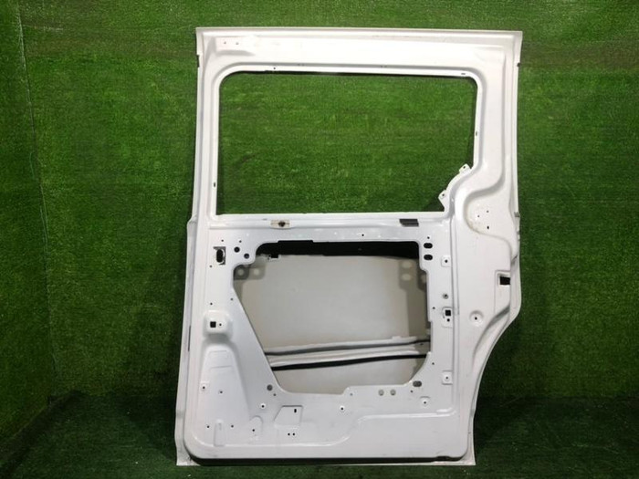 Дверь задняя правая Chrysler Voyager 5 (2007-2016)