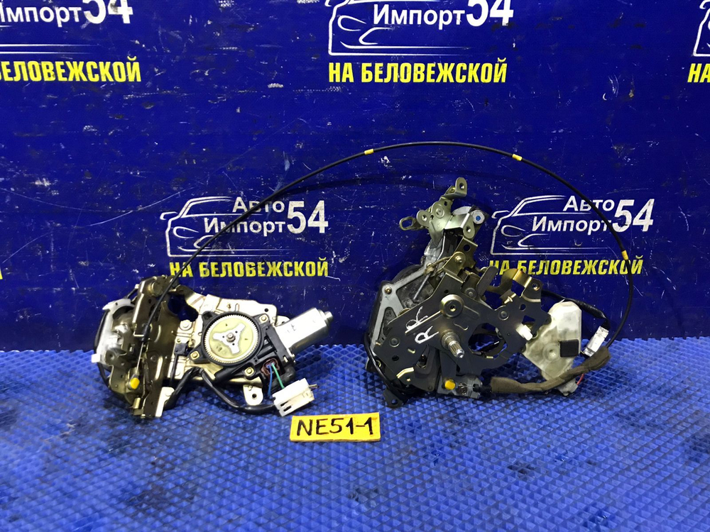 Замок двери задней правой NISSAN ELGRAND 2005