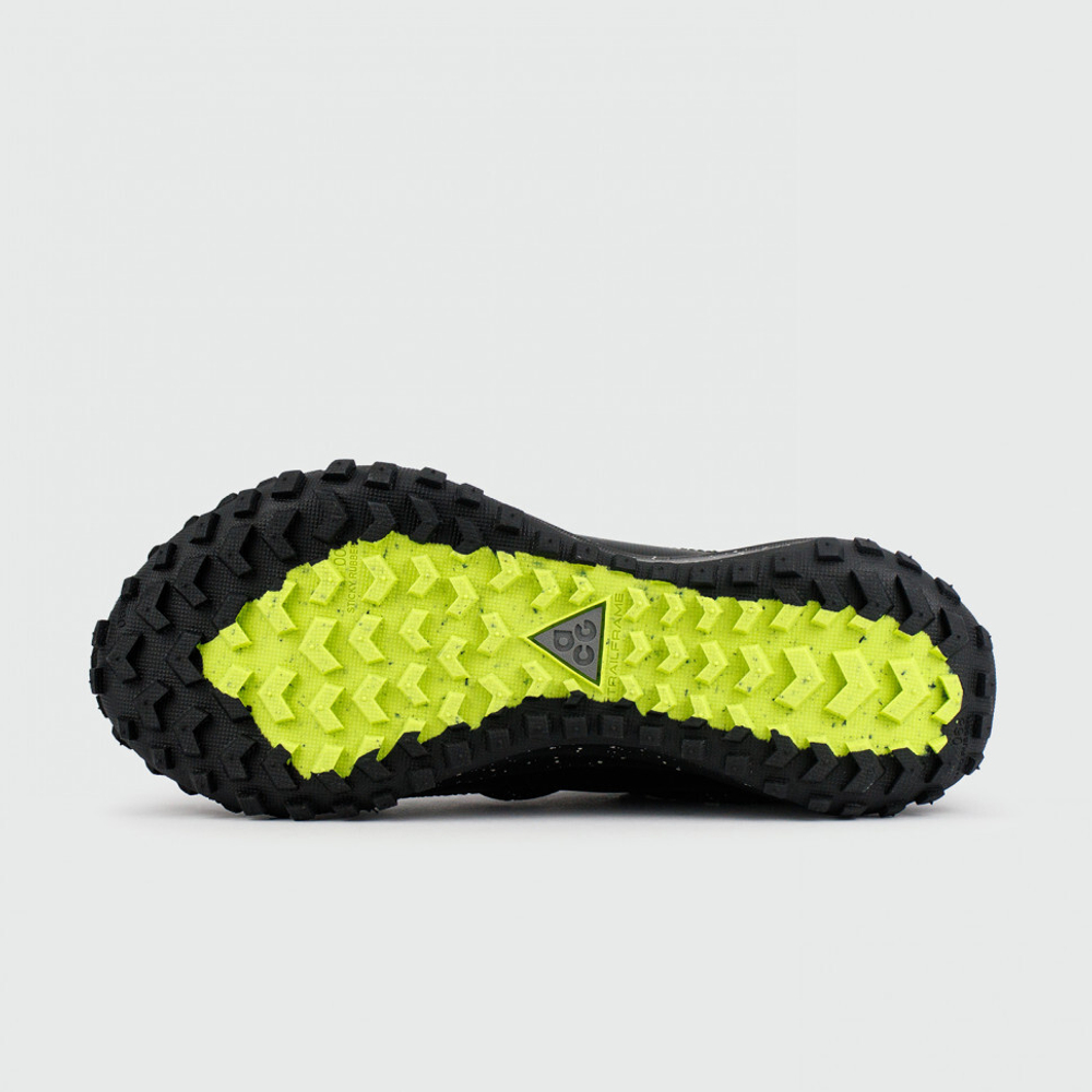кроссовки Nike ACG Mountain Fly Low Gtx Black / Volt