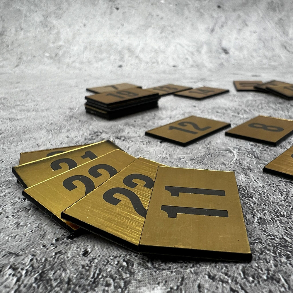 Нумерация для гардероба, наклейка на вешалки, 2х3 см