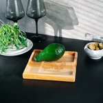 Деревянная менажница из кедра для подачи блюд и закусок с гравировкой "Волшебство не за горами"