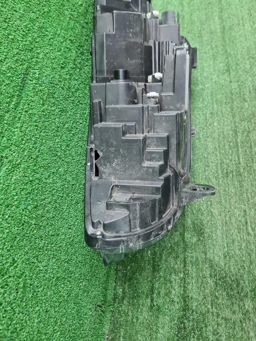 Фара правая Haval Jolion (2021-н.в.) LED
