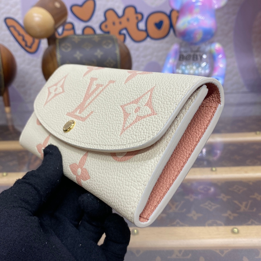 Louis Vuitton Emilie Wallet