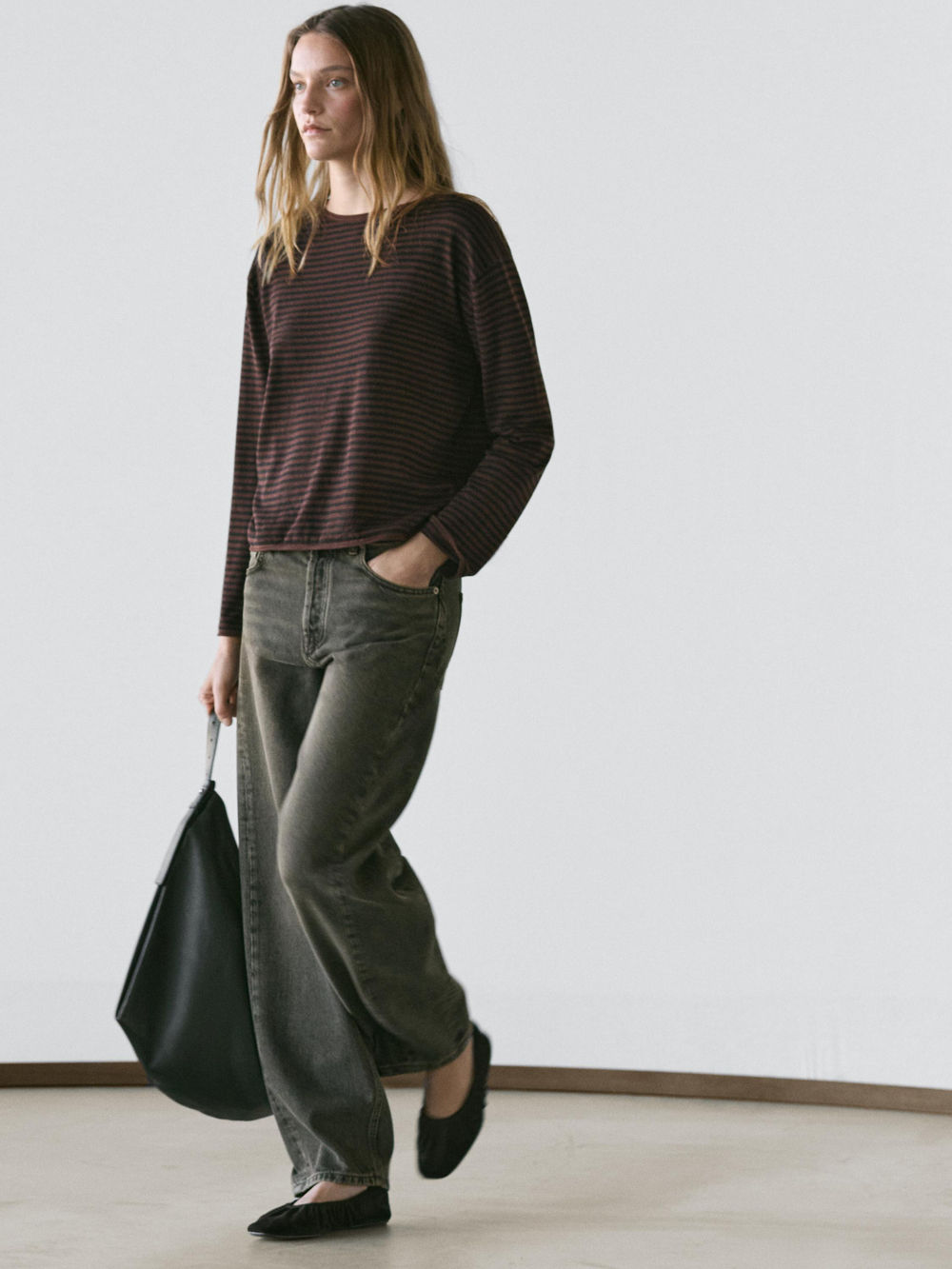 Massimo Dutti Джинсы свободного кроя со средней посадкой, натуральный серый