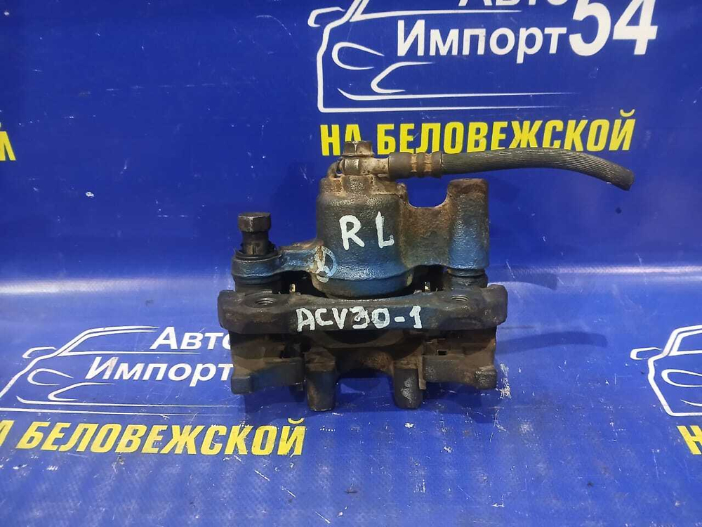 Суппорт тормозной задний левый TOYOTA CAMRY 2002