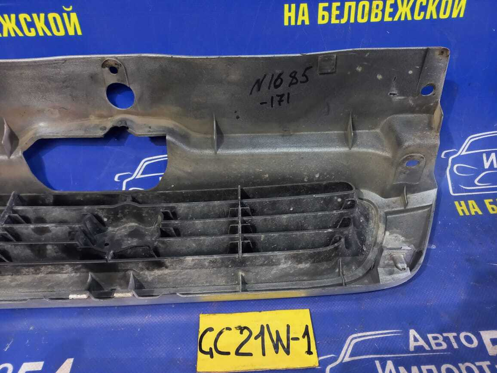 Решетка радиатора SUZUKI CULTUS 1996