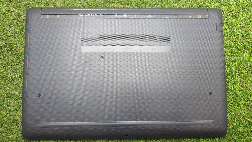 Ноутбук HP i3-7/8Gb/250 G7/Windows 10