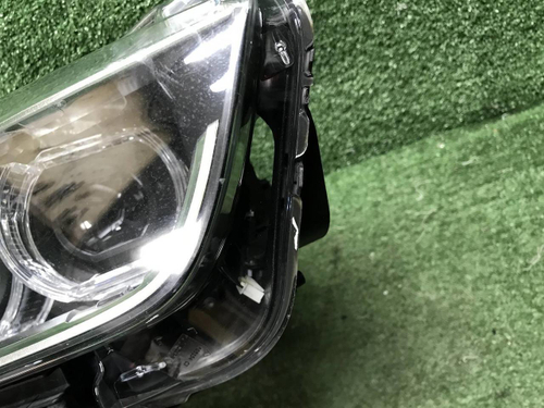 Фара правая BMW X1 F48 (2015-2019) LED