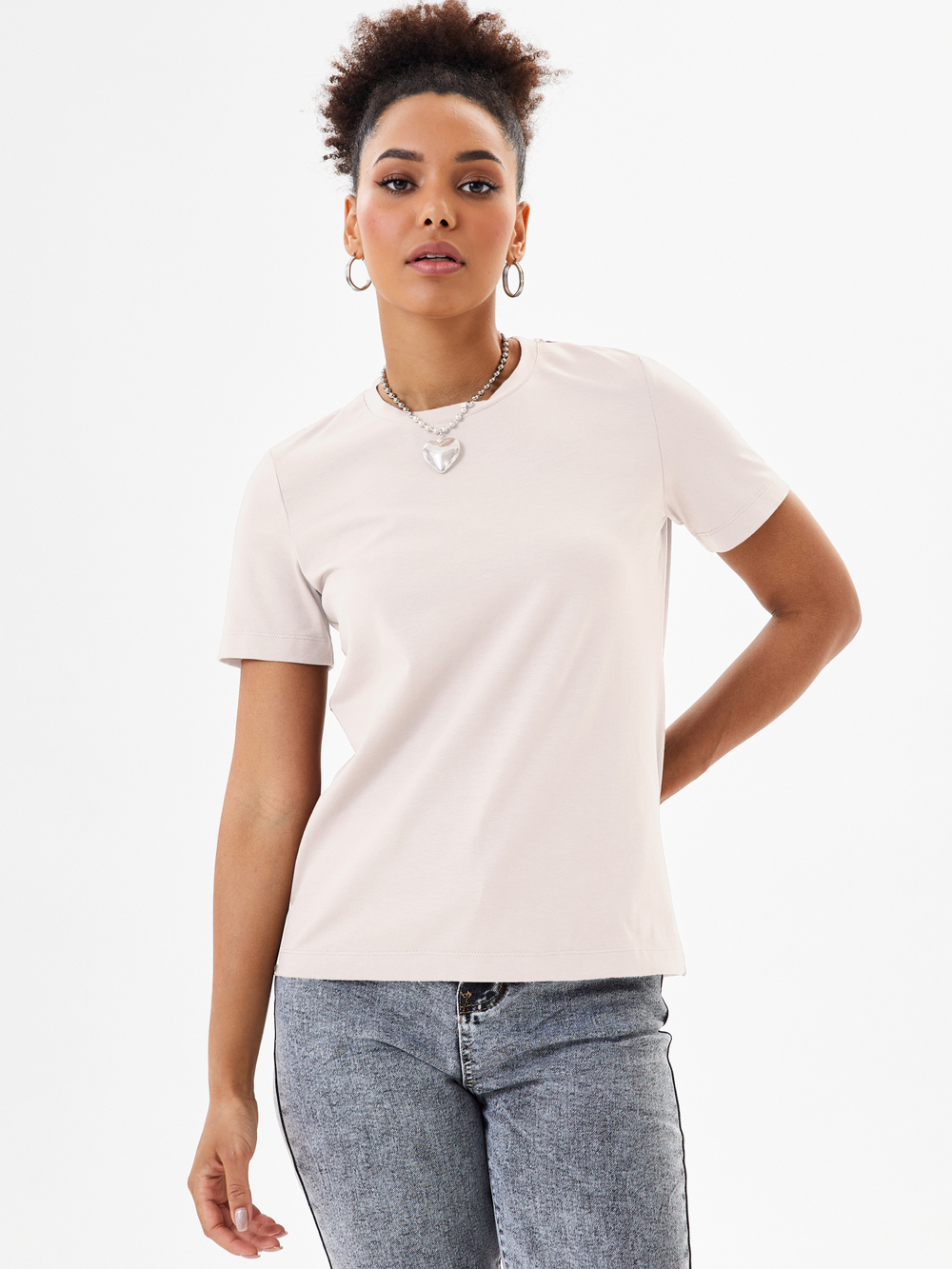 Базовая классическая футболка из хлопка