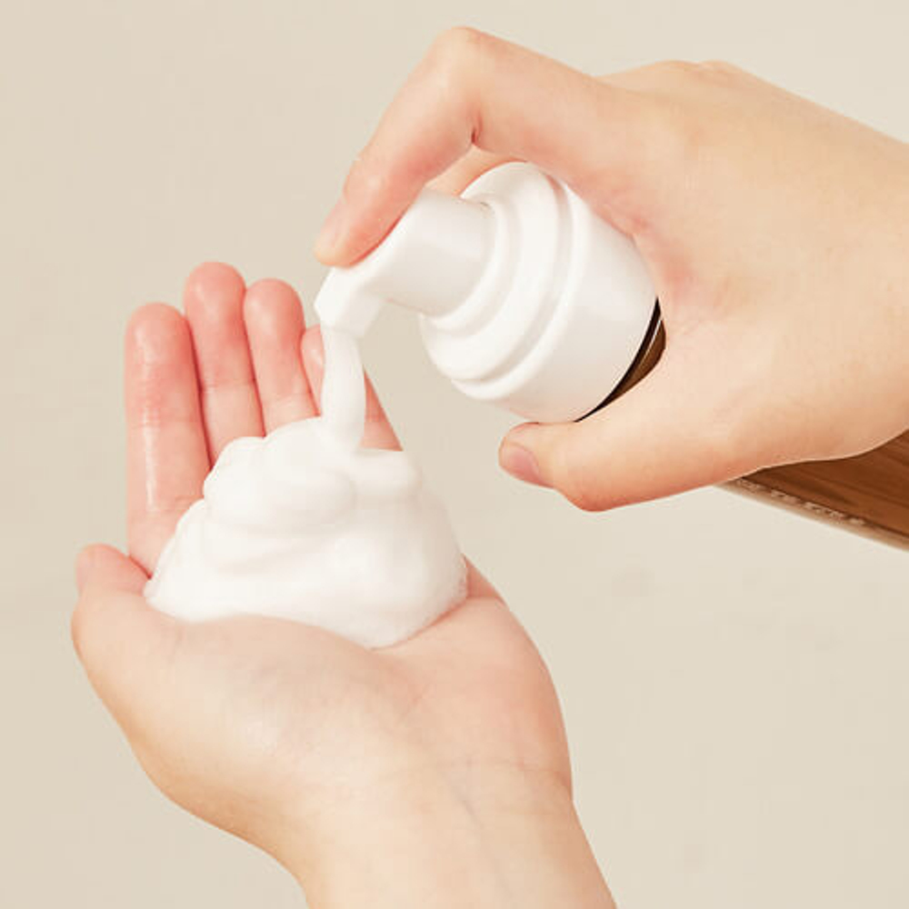 Гипоаллергенная пенка для умывания Fraijour Original Artemisia Bubble Facial Foam