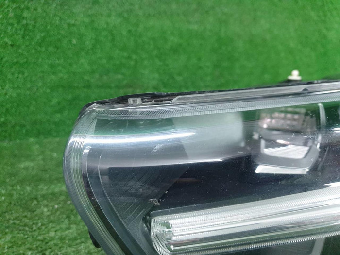 Фара левая Volvo XC40 (2017-2022) LED
