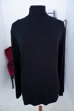 Водолазка для базового гардероба, визуально на 48 размер