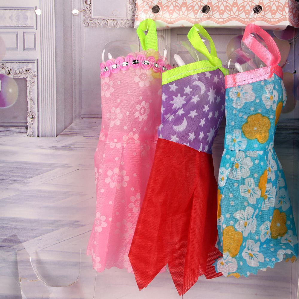 Кукла тип Модель на шарнирах с аксесс. коробка 1033-B