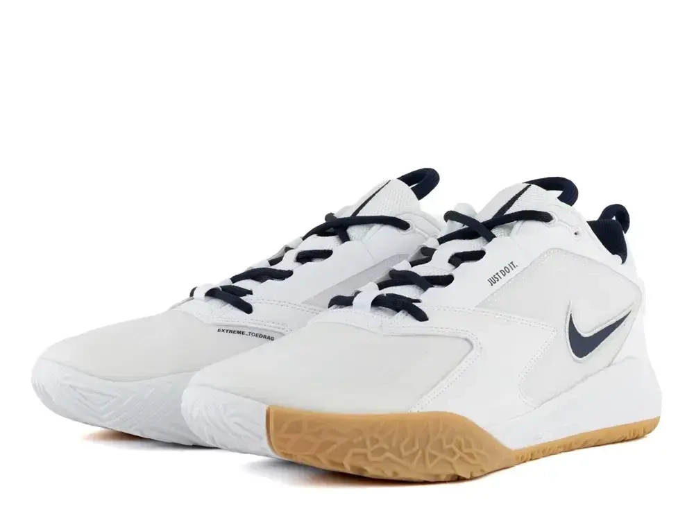 Nike shoes under 3 rupees deals