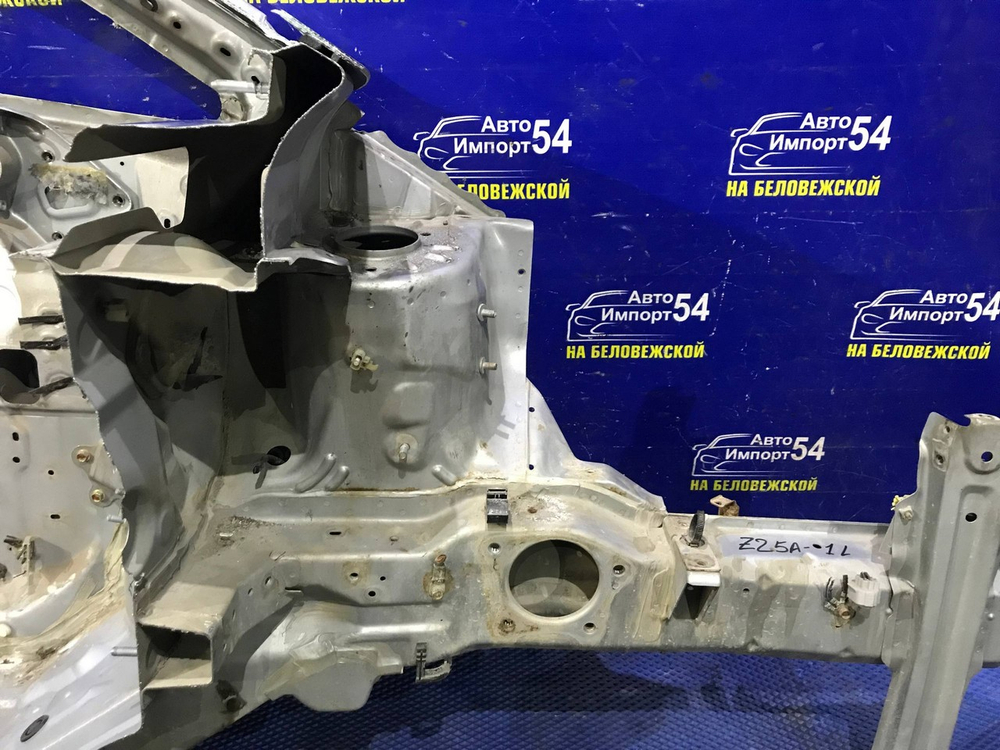 Лонжерон передний левый MITSUBISHI COLT 2003