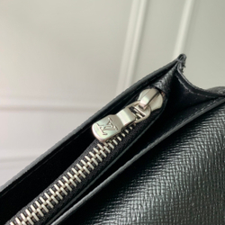 Louis Vuitton Brazza Wallet