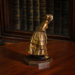 «Молодая девушка»