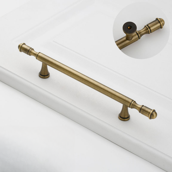 Мебельная ручка