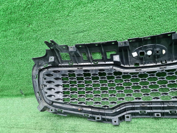 Решетка радиатора KIA Sportage 4 QL (2016-2018)