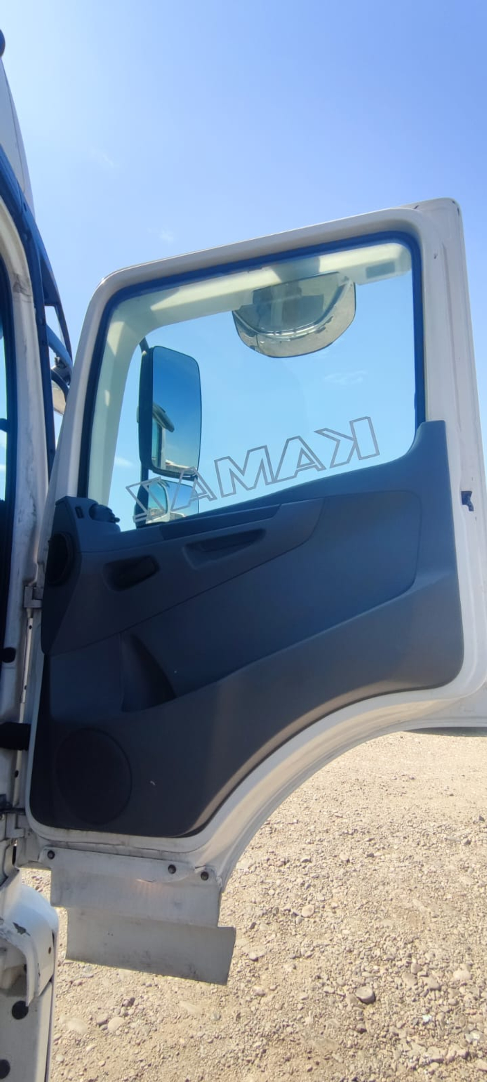 КамАЗ 5490 4x2 Седельный тягач 5490-S5 (Дизельный, 12,0 л, 401 л.с., МТ)